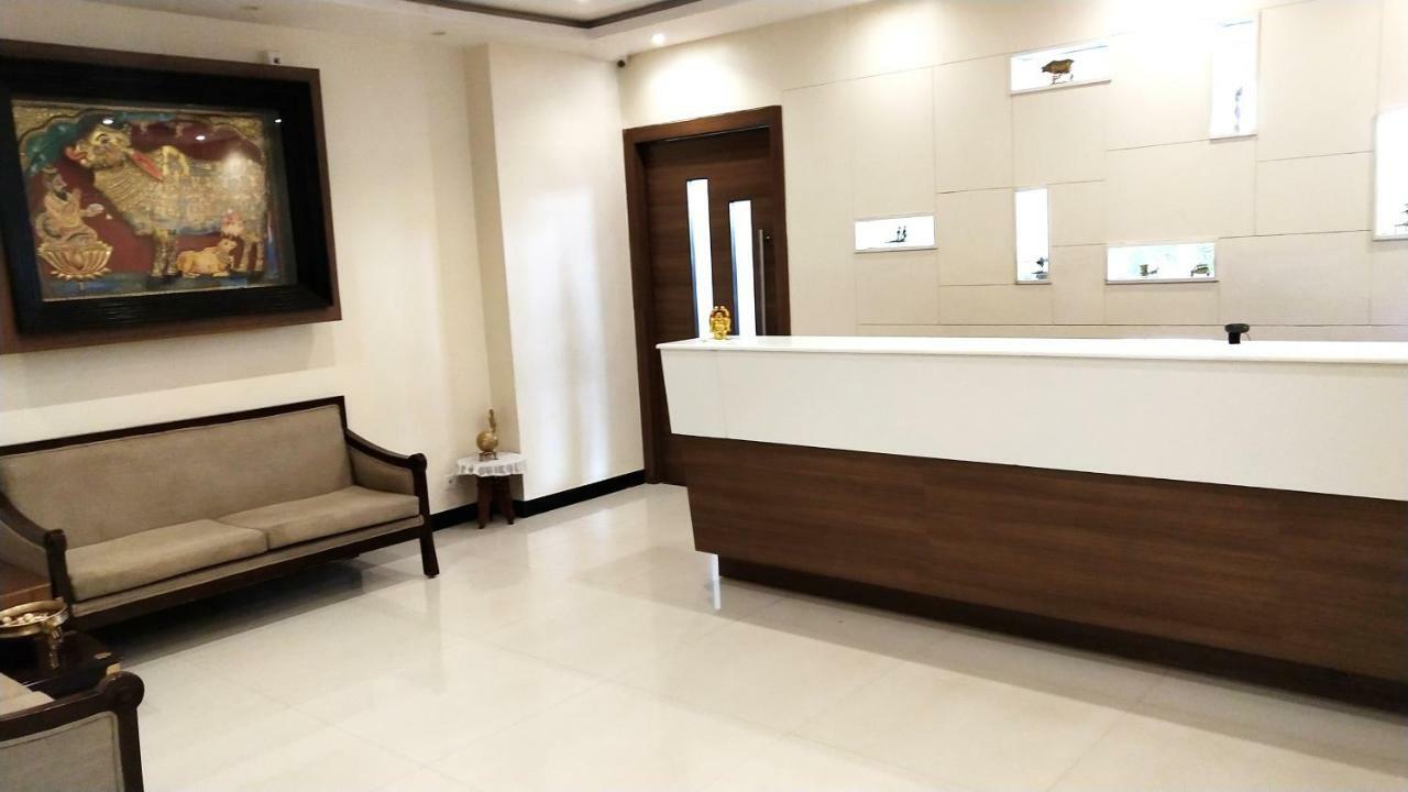 The Pioneer Hotel Visakhapatnam Exterior photo